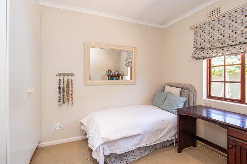 5 Bedroom Property for Sale in Tokai Western Cape